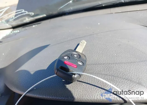 2010 Honda Accord 2.4 Lx из США, поврежденный, VIN 1HGCP2F33AA101634